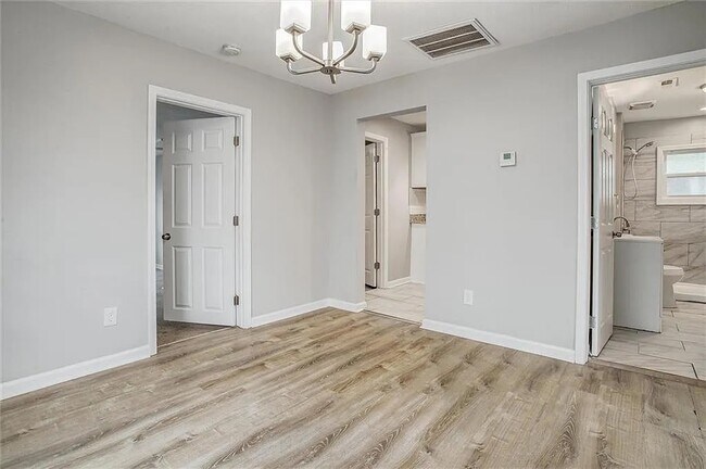 Foto del edificio - 5918 Anderson Ave