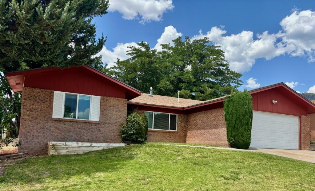 Primary Photo - 12809 Hayley Ct NE