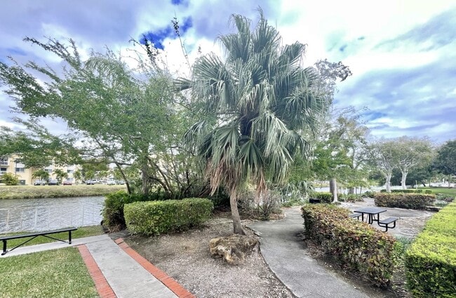 Building Photo - 7787 SW 86th St