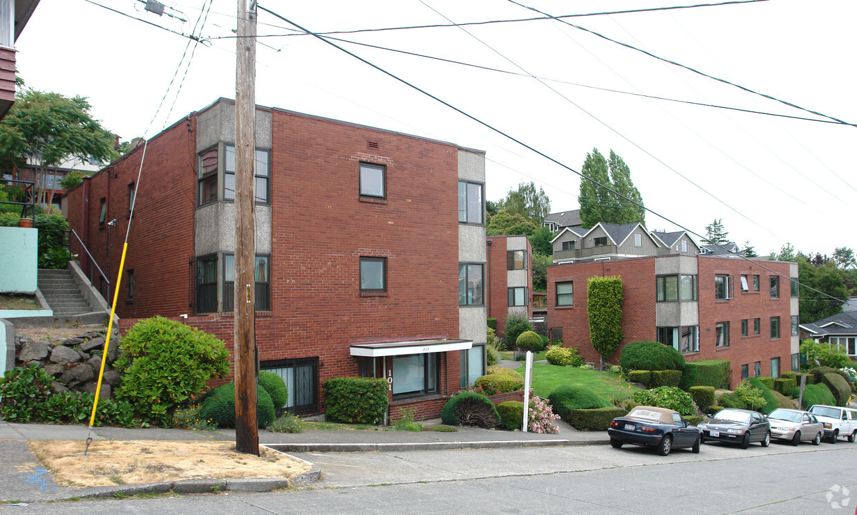 Building Photo - Aloha Terrace