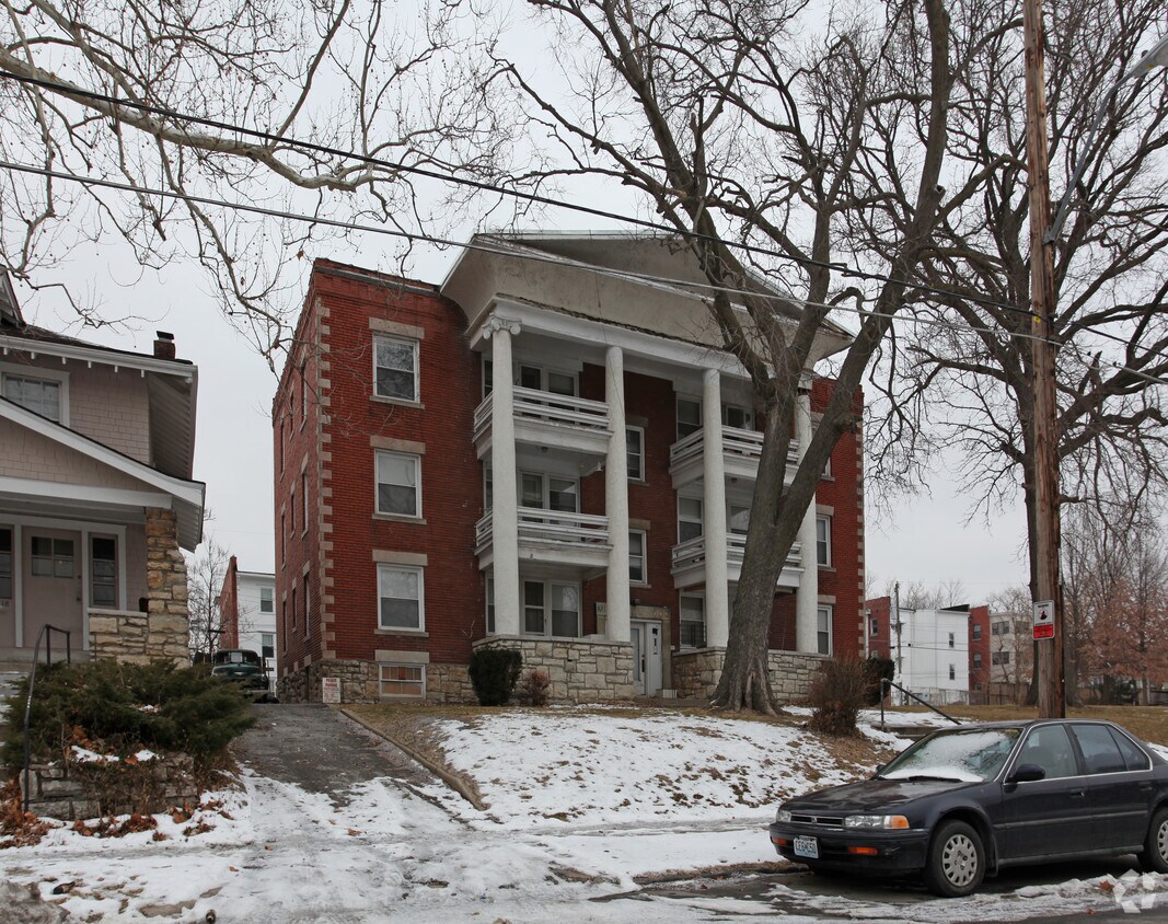 Foto del edificio - 3832-3834 Wyandotte St