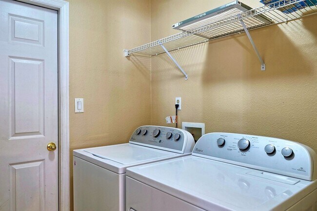 Foto del edificio - 3/2 Single family home in Hunters Creek