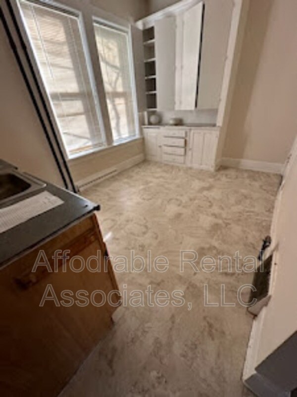 Building Photo - 444 N 31st St