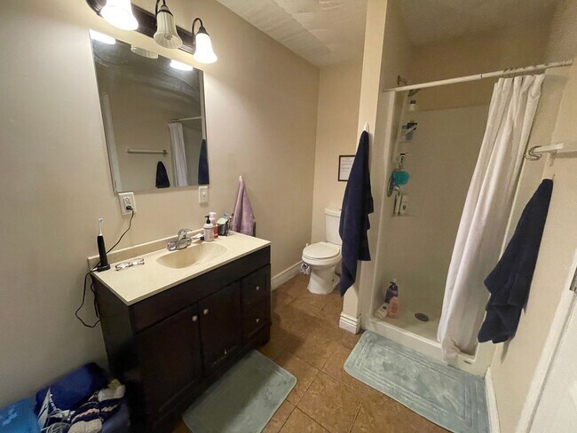 Foto del edificio - 4 Bedroom Close to Ithaca College