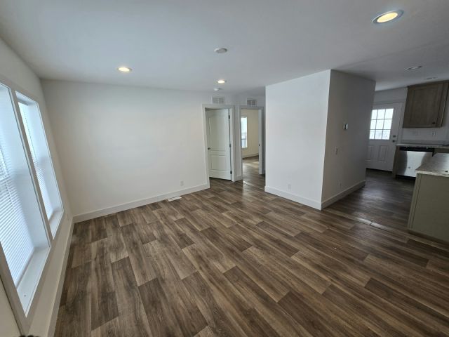 Foto del edificio - 213 Karu Dr