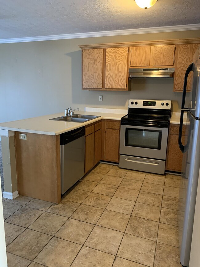 Building Photo - 222 Elkhorn Meadows Dr