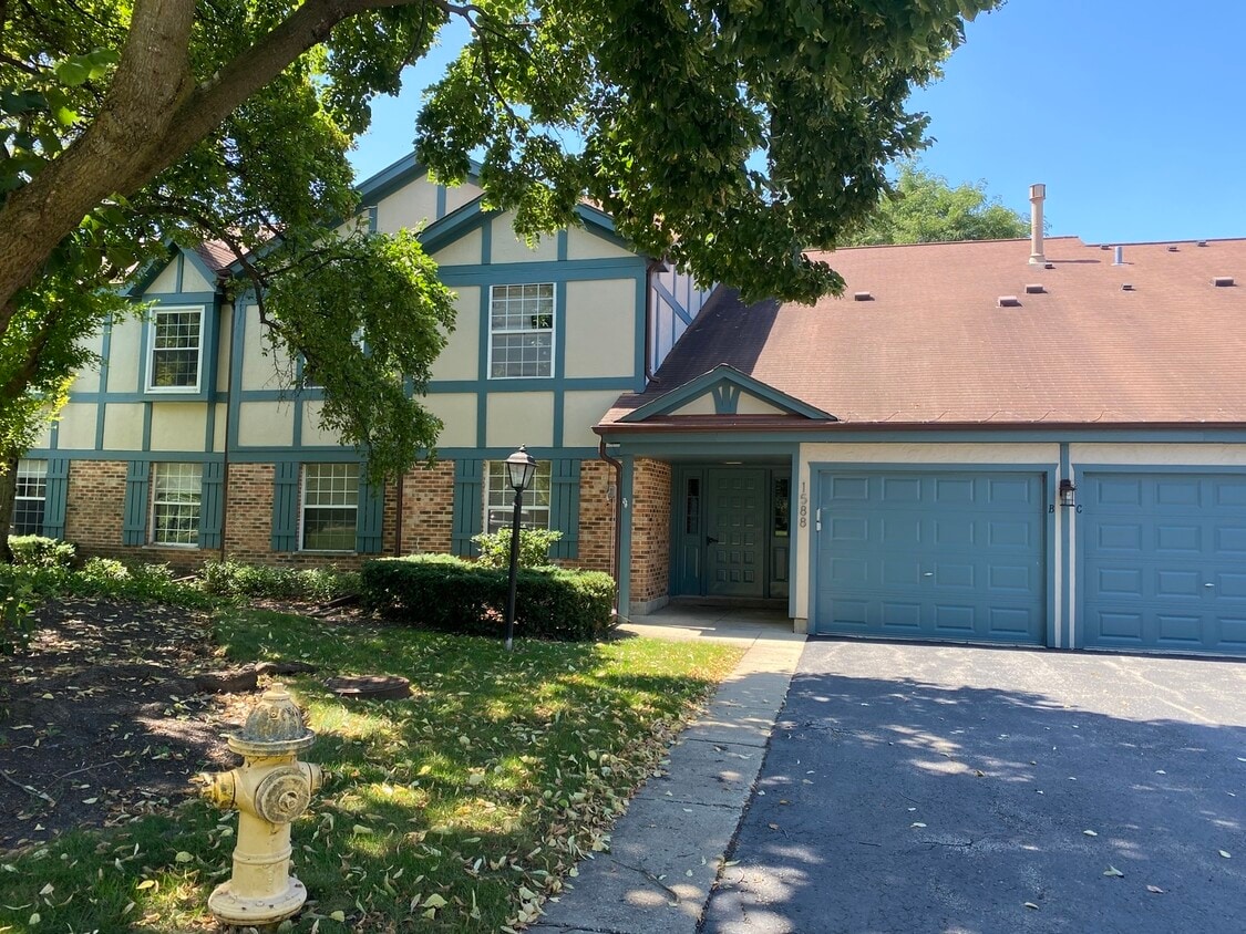 Foto principal - 1588 Burr Oak Ct