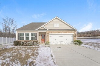 Building Photo - 7042 Quarter Horse Dr