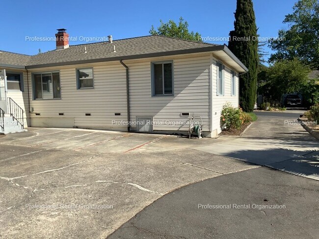 Building Photo - "Coming Soon"-------Alta Heights Charmer