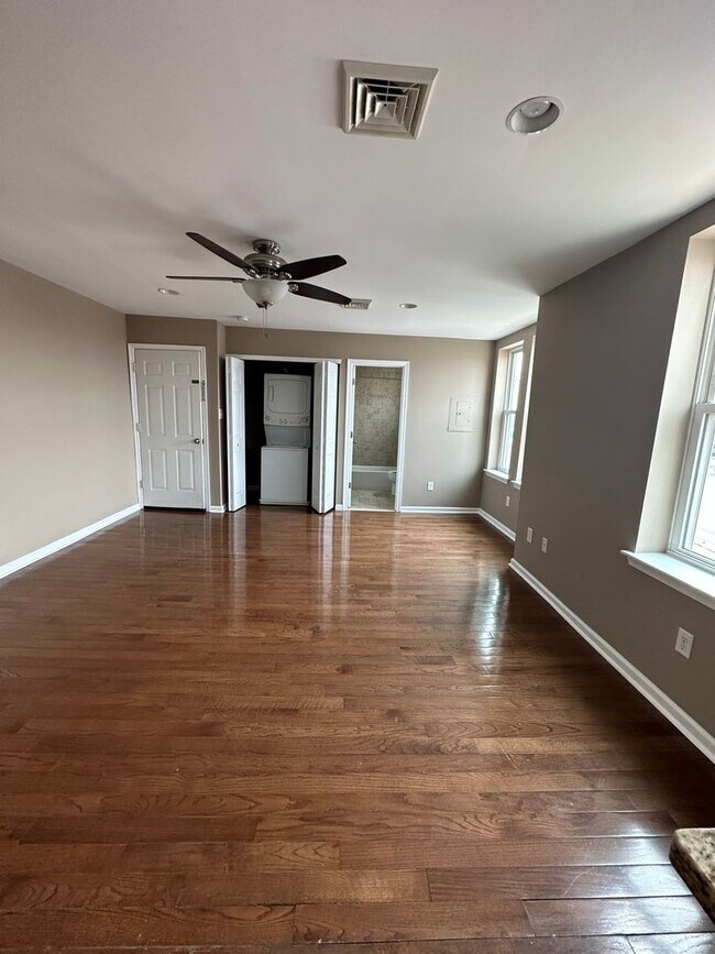 Building Photo - 2655 S 3rd St Building Photo - 2655 S 3rd St