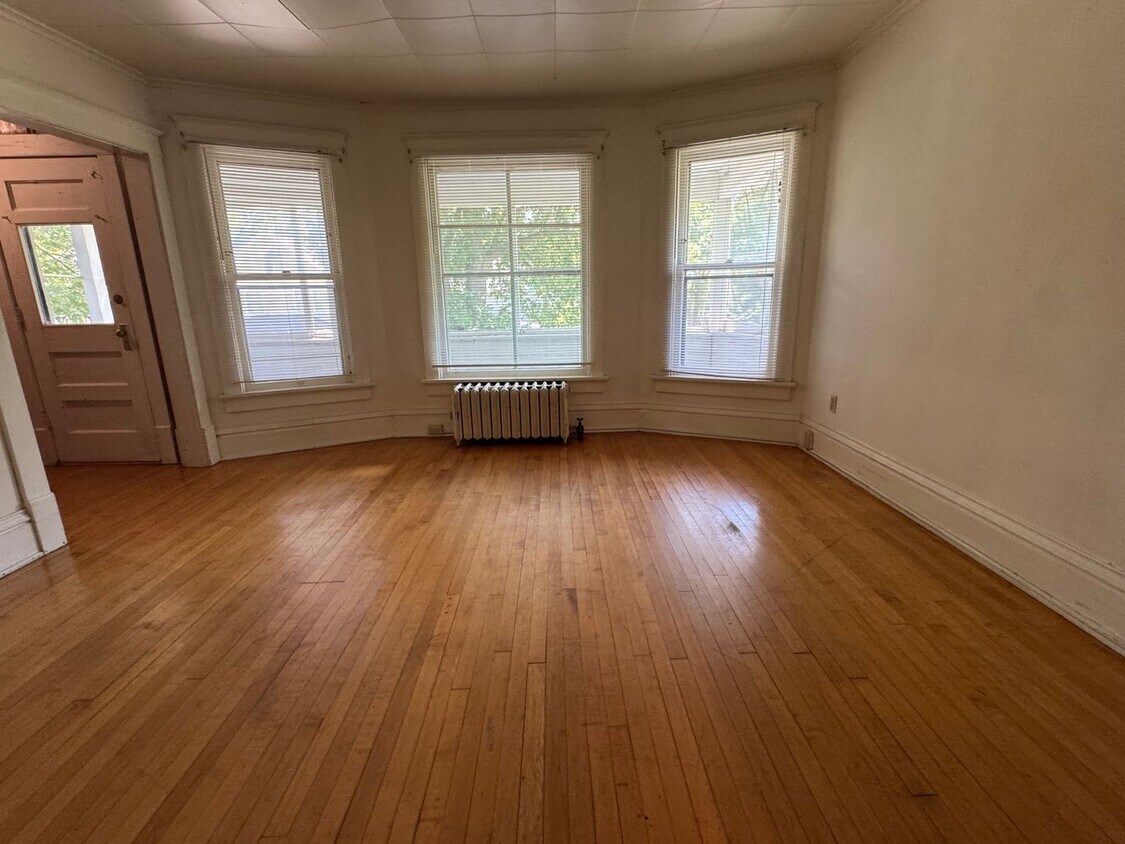 Foto principal - 1818 Madison St