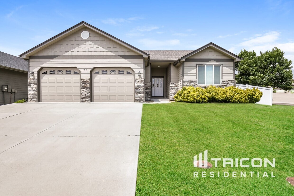 Foto principal - 3301 Merlot St