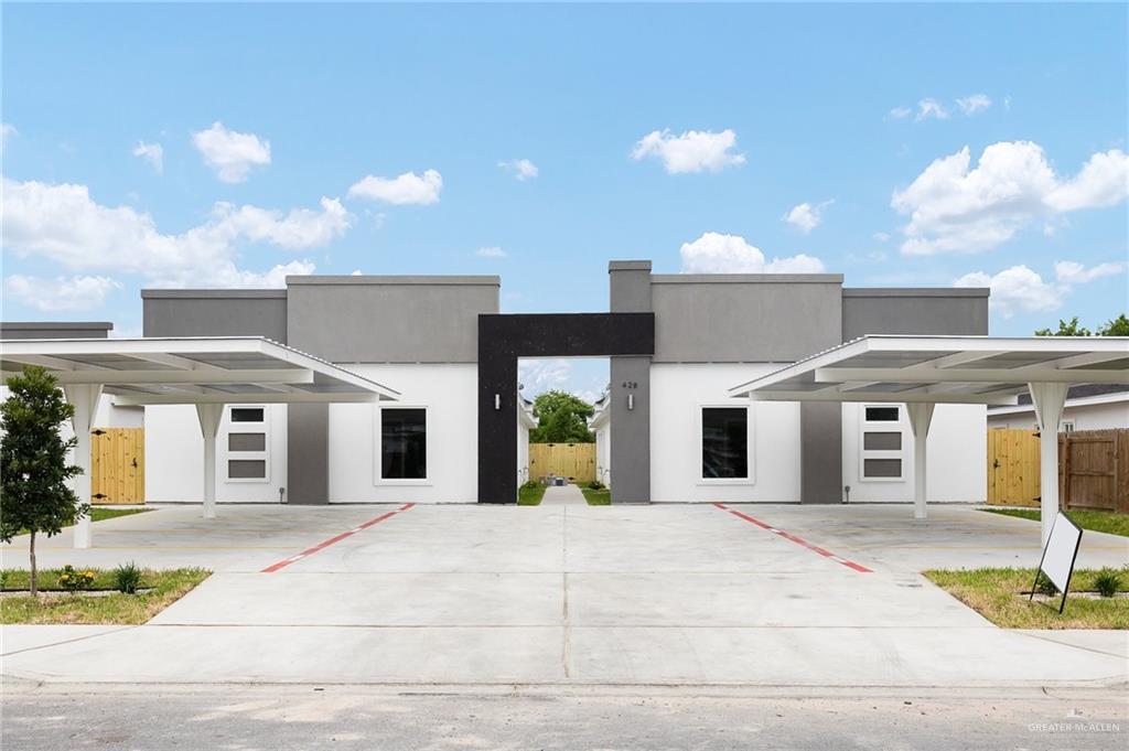 Foto principal - 428 Acacia St