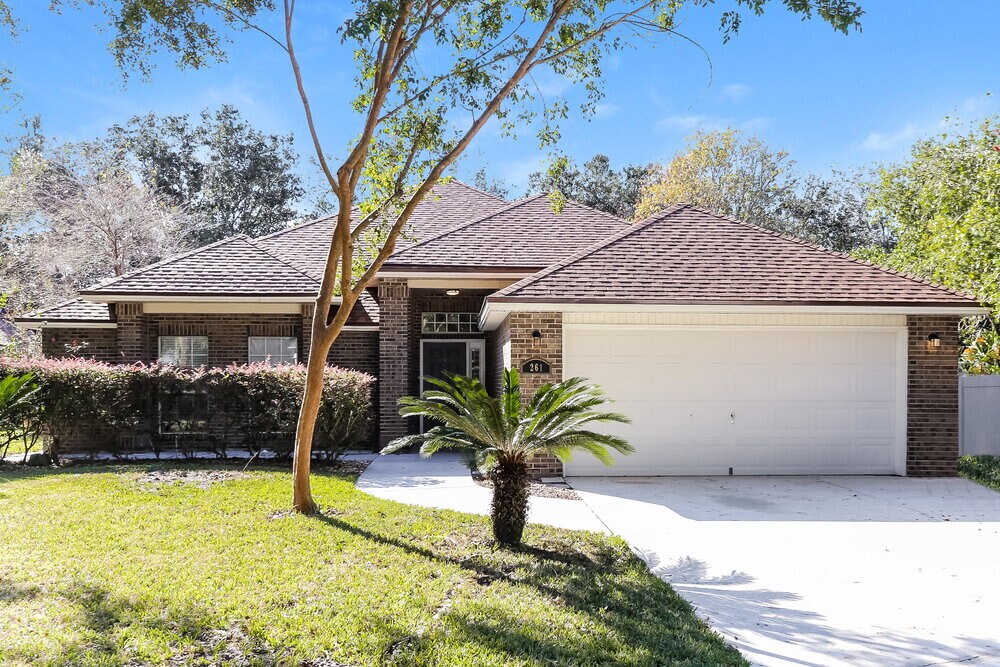 Foto principal - 261 N Lake Cunningham Ave