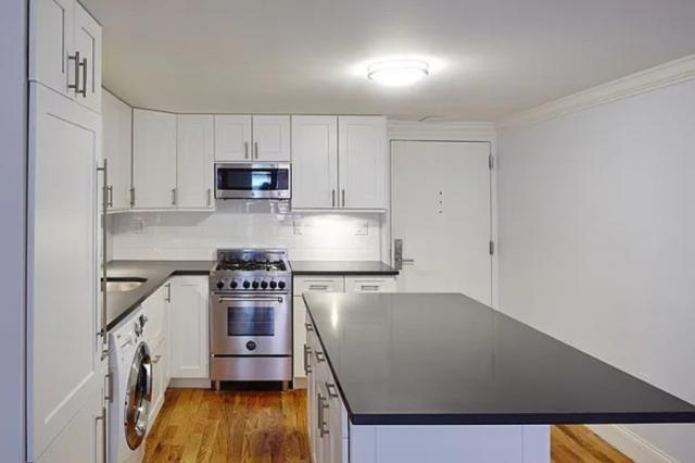 Foto principal - 2 bedroom in New York NY 10010