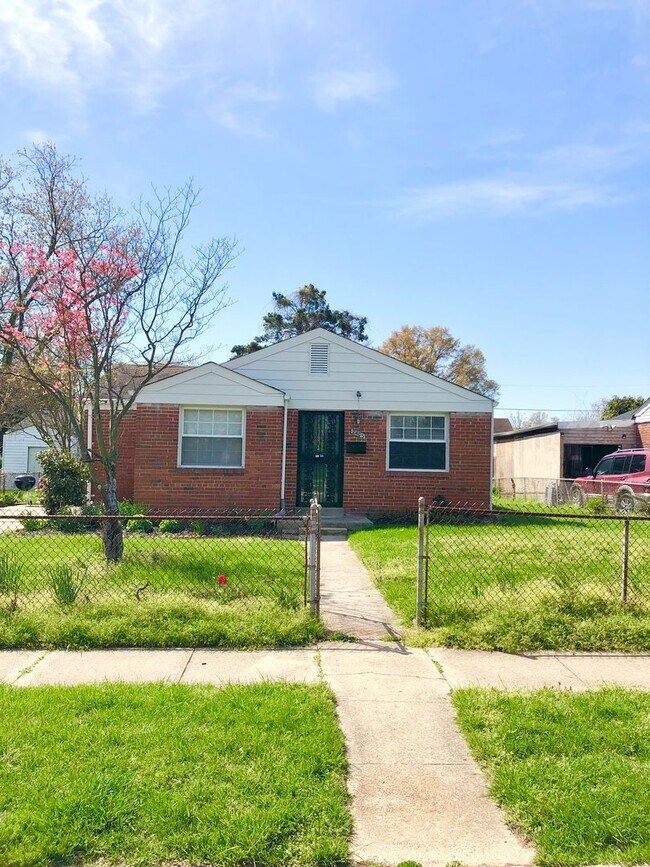 Building Photo - Lovely 3 Bedroom Single-Family Home in Hya...