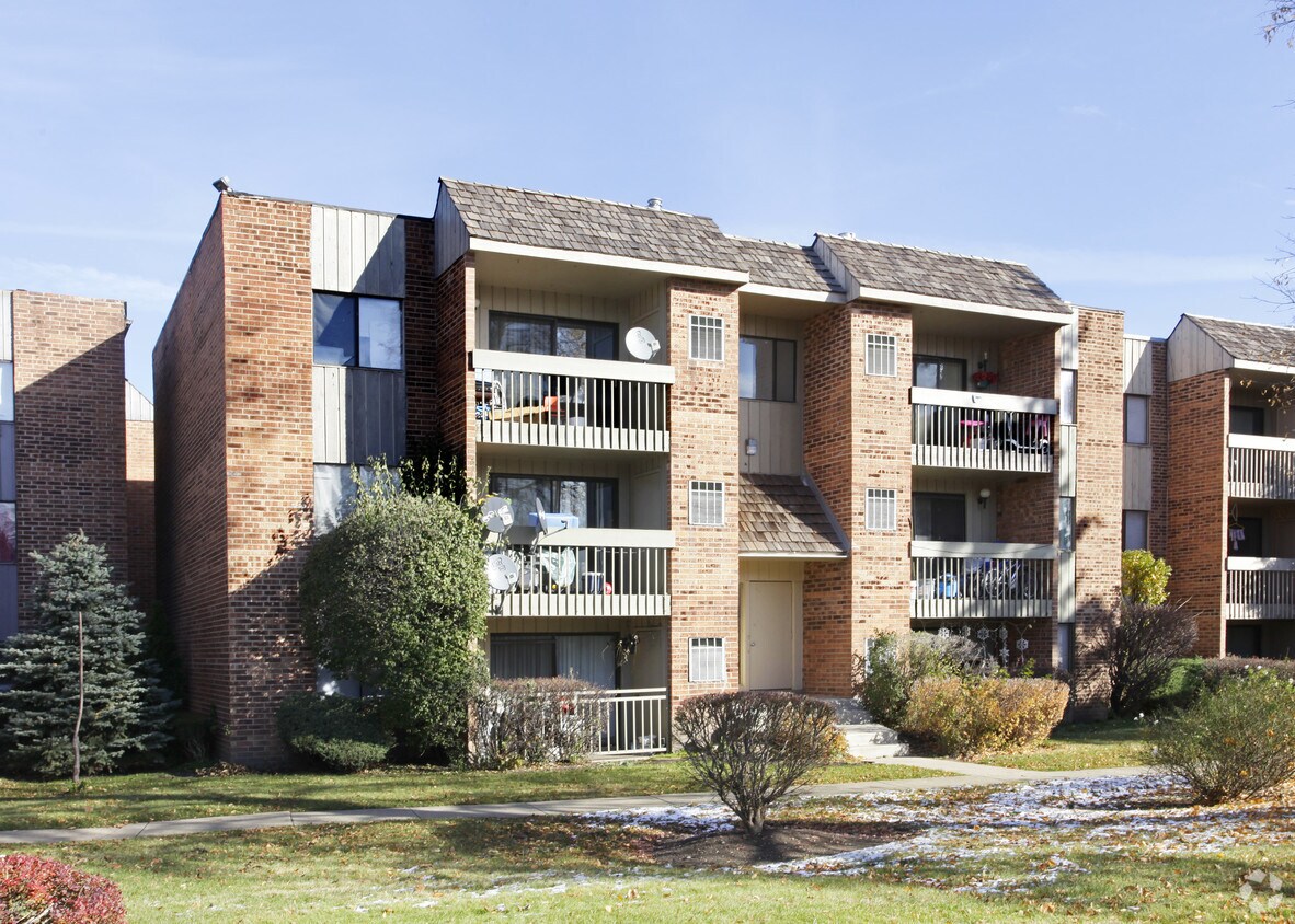 Primary Photo - 1312 E Ports O Call Dr