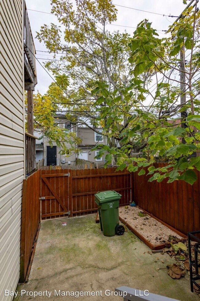 Foto del edificio - 1 br, 1 bath House - 1271 Sargeant St