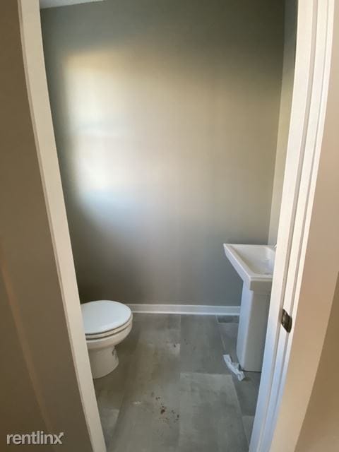 Building Photo - 3 br, 2.5 bath Townhome - 2122 Herman St