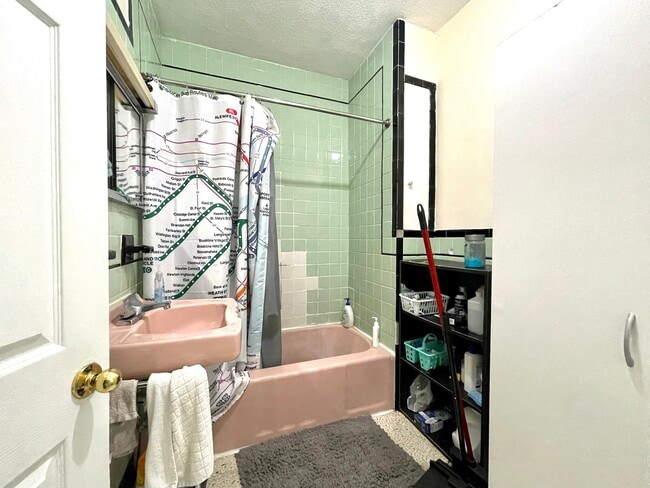 Foto del edificio - 161 Endicott St