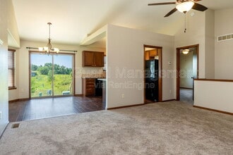 Building Photo - 704 Bristol Cir