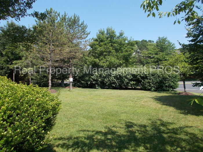 Foto principal - 14580 Blair Brook Ct