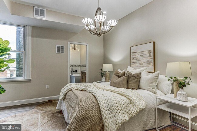 Foto del edificio - 2217 Brookfield Ave