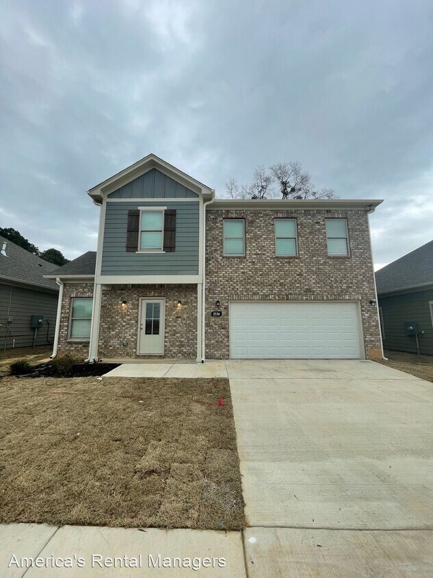 5 br, 3 bath House 2116 Ellsworth Loop Road House for Rent in Good