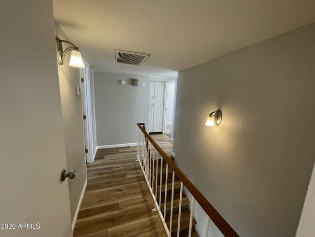 Building Photo - 3424 N Apache Cir