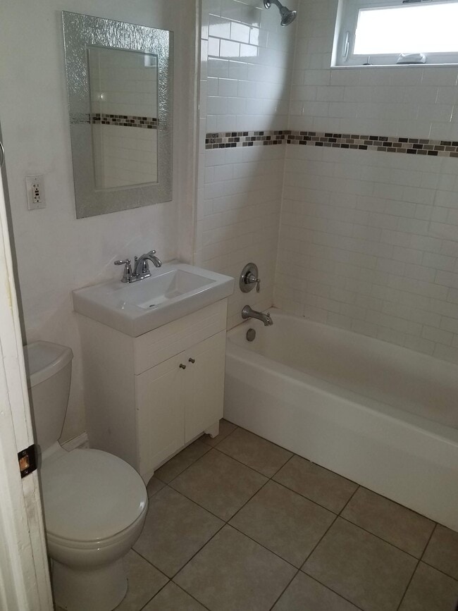 Building Photo - 3656 Chelton Rd