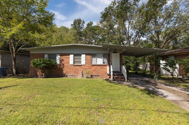 Building Photo - 2619 Sunny Acres Dr N