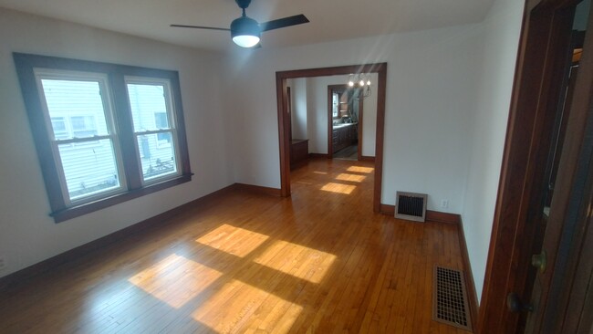 Living room - 1207 S 4th St