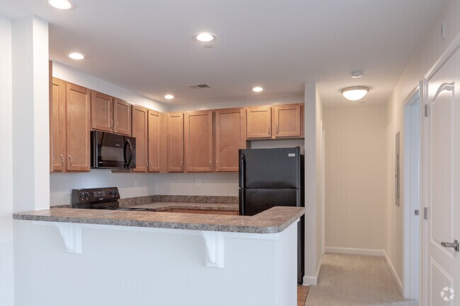1BR, 1BA - 768 SF - Evergreens at Laurel