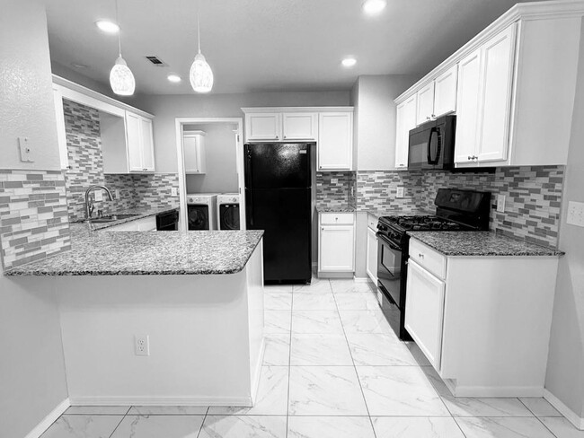 Foto del edificio - 603 Ane Ave