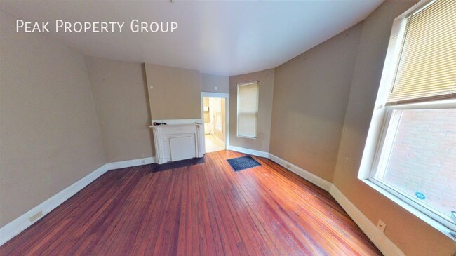 Foto del edificio - 2359 Stratford Ave