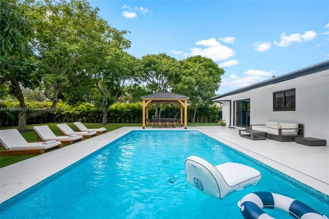 Foto del edificio - 9600 SW 147th St