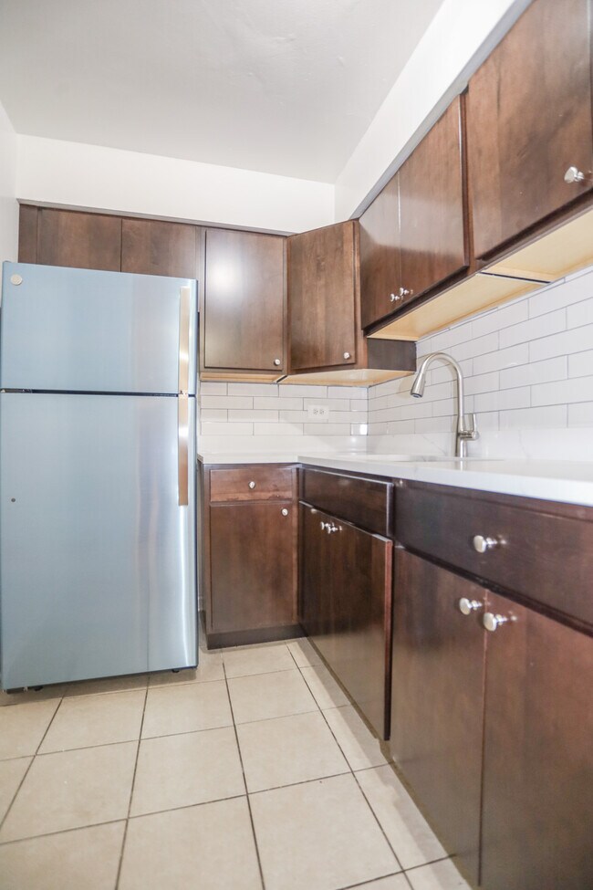 Foto del edificio - 1064 W Catalpa Ave