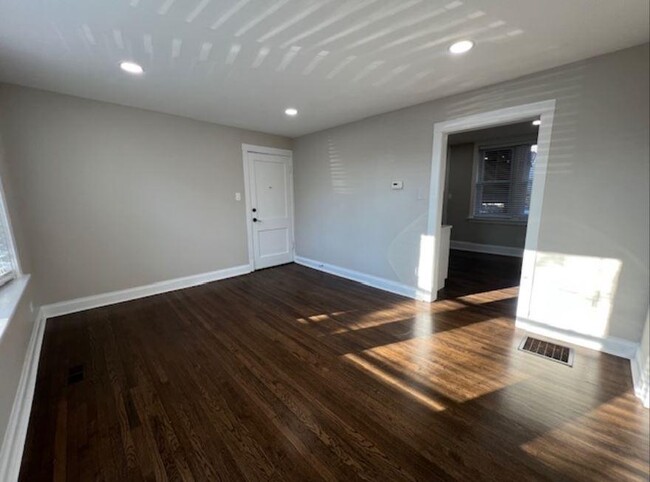 Foto del edificio - 1 bedroom in Share IL 60647