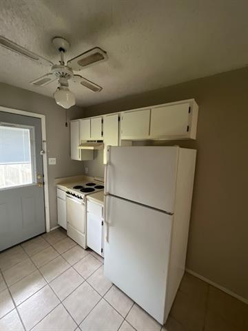 Building Photo - 121 San Saba Ave