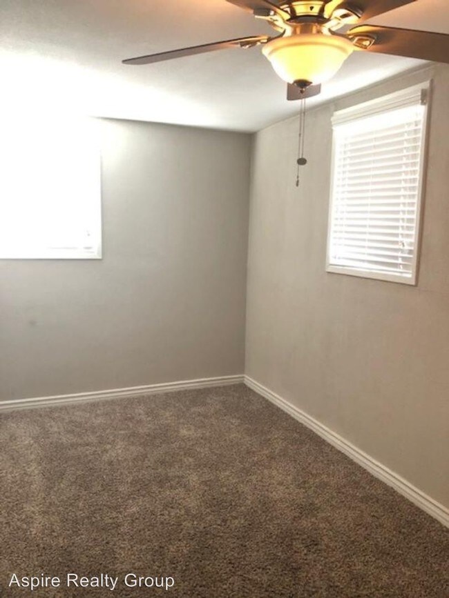 Foto del edificio - 2 br, 1 bath House - 377 N 14th Street