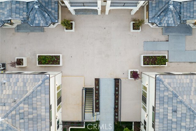 Foto del edificio - 67 S Craig Ave