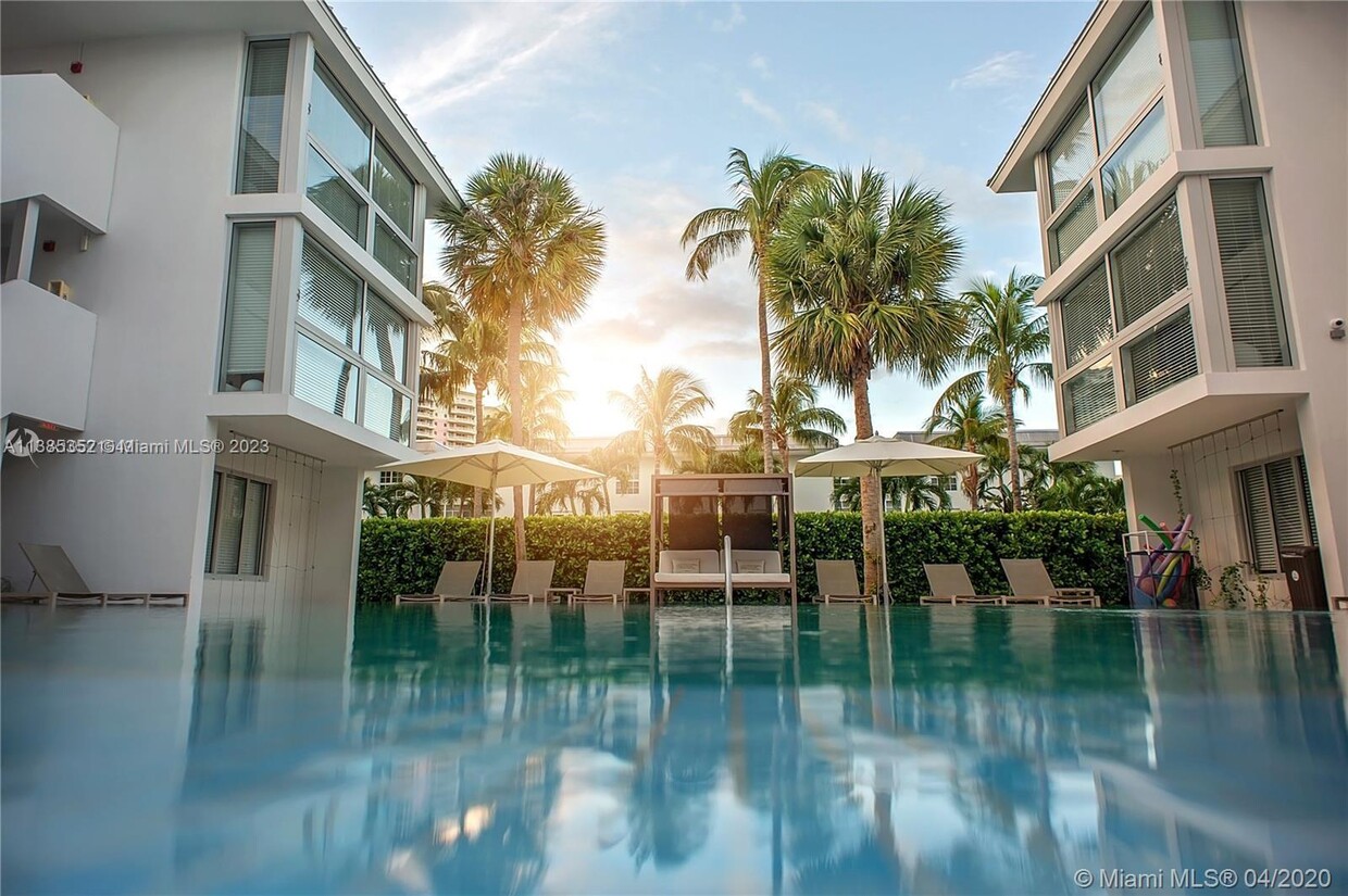 285 Sunrise Dr Unit 111, Key Biscayne, FL 33149 Room for Rent in Key