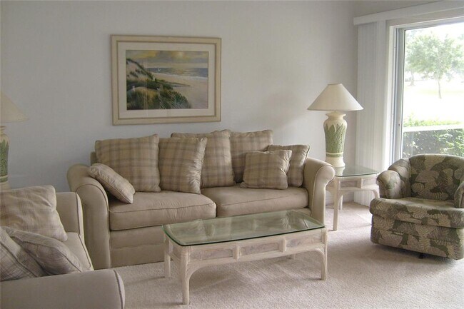 Foto del edificio - 6872 Fairview Terrace