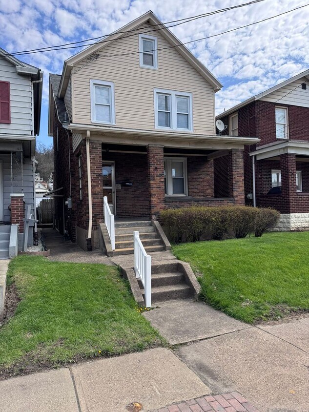 Gorgeous Fully Renovated 4-Bed 1-Bath House In Christy Park!!! - Gorgeous Fully Renovated 4-Bed 1-Bath House In Christy Park!!!