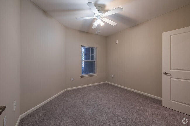 1BR, 1BA - 710SF - Bedroom - Manor at Indian Creek