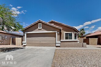 Building Photo - 24800 W Wayland Dr