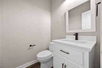 Building Photo - 8451 Berry Brush Ln