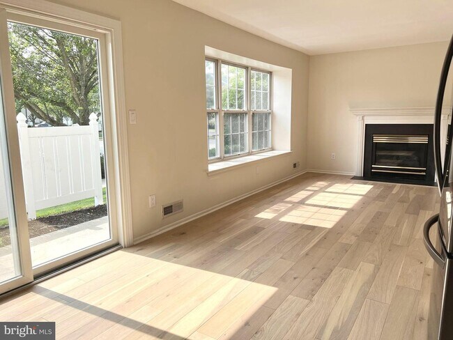 Foto del edificio - 2001 Saxony Dr