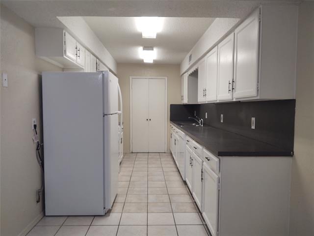 Foto del edificio - 703 E Shady Grove Rd