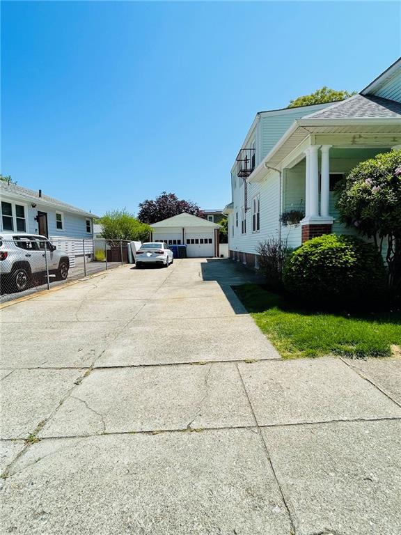 Foto del edificio - 37 Enfield Ave